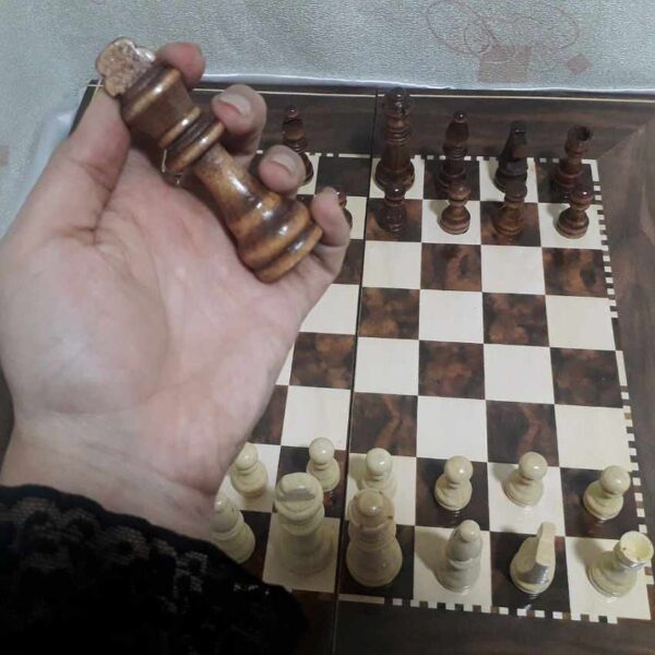 شطرنج چوبی مدل ستاره (دارای مهره های چوبی)