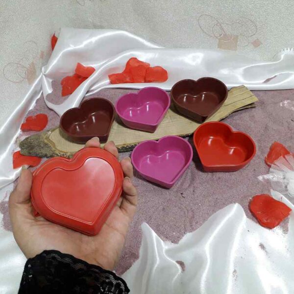پیاله پلاستیکی مدل قلبی مجموعه 6 عددی